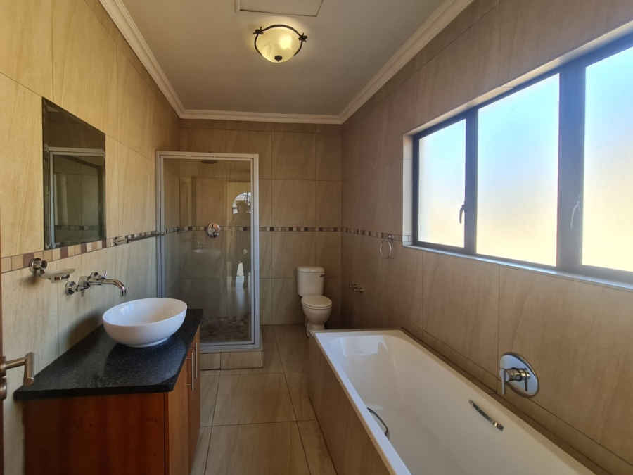 To Let 3 Bedroom Property for Rent in Xanadu Eco Park North West